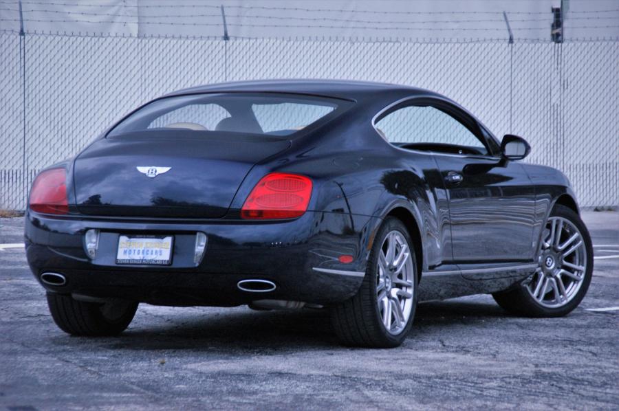  Bentley Continental GT Series 51 2010 года  (фото 33 из 67)